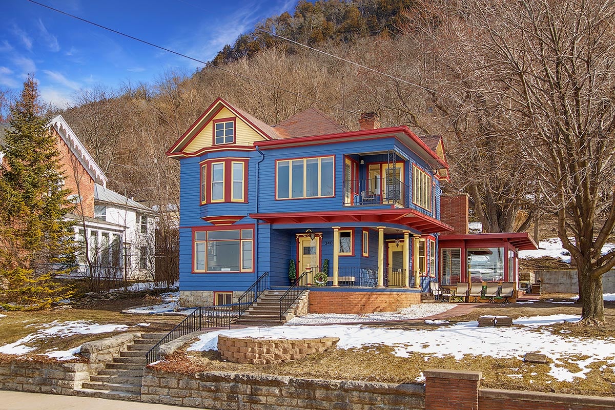 Great River Road Inns Fountain City Business & Community Group